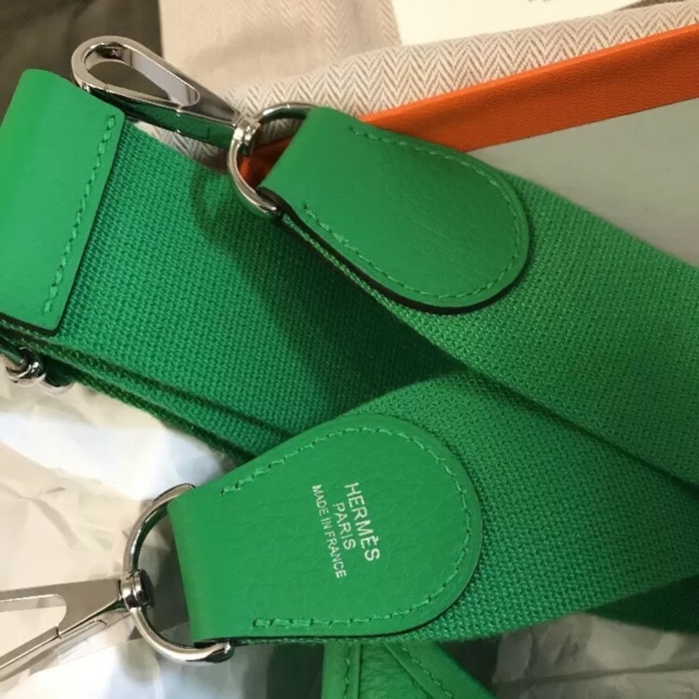 SOLD Hermes Evelyn GM - Picture 3 of 8